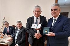 12 aprel 2026-cı il
Əməkdar artist Şıxı Yaqubov mükafatlandırılıb