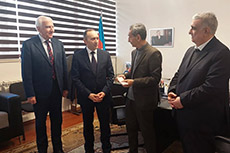 7 января 2026
Постоянный представитель организации «Турксой» Эльчин Гафарли был гостем Союза театральных деятелей Азербайджана